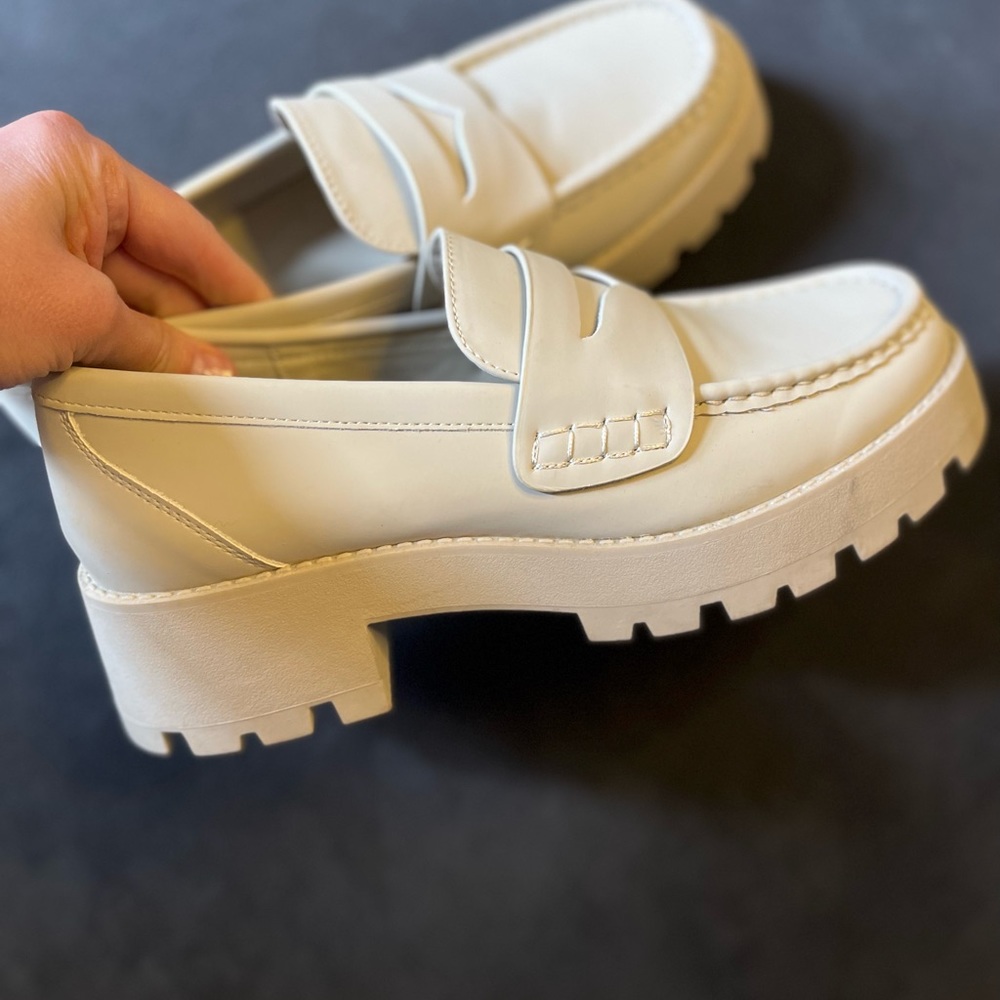 ASOS Pull and Bear Platform Loafers Size 39 Off White color